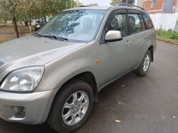 2011 Vortex Tingo I, бежевый, 320000 рублей - вид 8