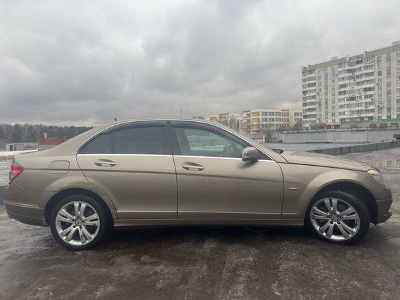 2008 Mercedes-Benz C-Класс 230 III (W204), бежевый, 1000000 рублей - вид 4