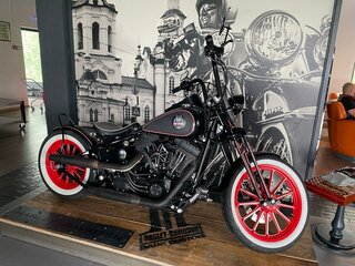 Harley-Davidson Softail Custom