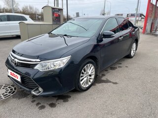 2015 Toyota Camry VII (XV50) Рестайлинг, серый, 2150000 рублей, вид 1