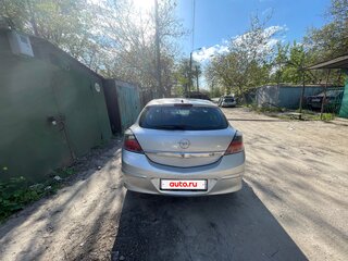 2008 Opel Astra GTC H Рестайлинг, серебристый, 550000 рублей, вид 4
