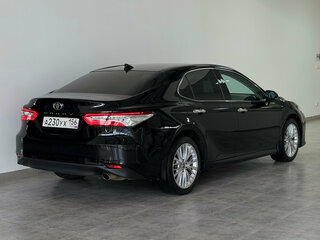 2020 Toyota Camry VIII (XV70), чёрный, 2999000 рублей, вид 5