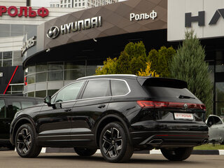 2026 Volkswagen Touareg III Рестайлинг, чёрный, 12285000 рублей, вид 5