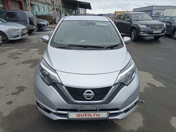 2016 Nissan Note II Рестайлинг, серебристый, 1050000 рублей