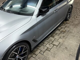 2022 BMW 5 серии 530i xDrive VII (G30/G31/G38) Рестайлинг, серый, 6800000 рублей, вид 2