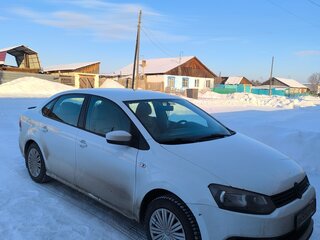 2014 Volkswagen Polo V, белый, 750000 рублей, вид 2