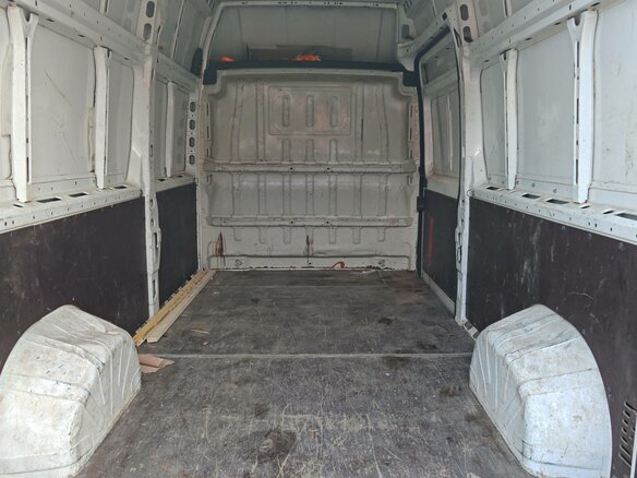 2013 Peugeot Boxer, белый, 1350000 рублей - вид 10