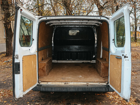 2010 Ford Transit, белый, 1100000 рублей - вид 13