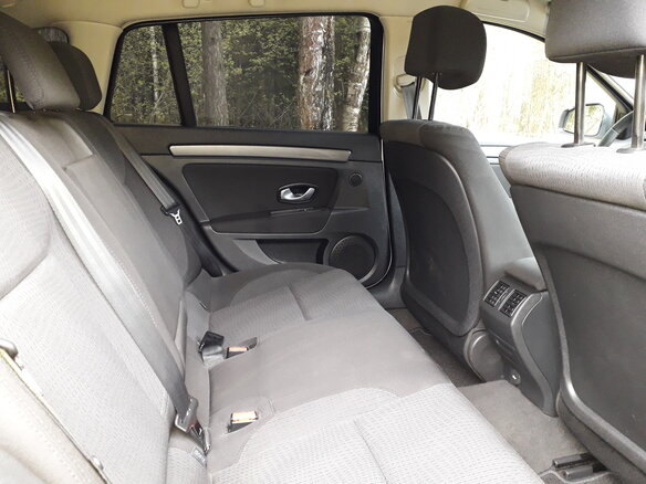 2010 Renault Laguna III, белый - вид 8