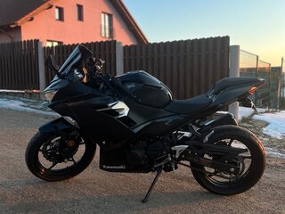 2018 Kawasaki Ninja 400, чёрный, 590000 рублей, вид 2