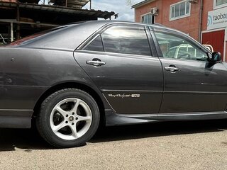 2001 Toyota Mark II IX (X110), серый, 950000 рублей, вид 4