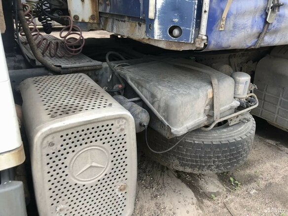 1998 Mercedes-Benz Actros, белый, 1000000 рублей - вид 5