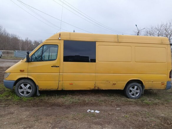 2003 Mercedes-Benz Sprinter, жёлтый, 770000 рублей - вид 9