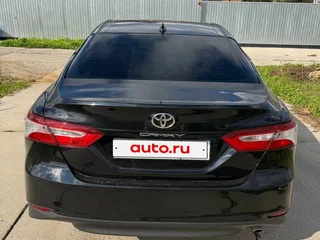 2018 Toyota Camry VIII (XV70), чёрный, 1500000 рублей, вид 3