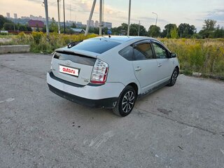 2006 Toyota Prius II Рестайлинг (XW20), серебристый, 570000 рублей, вид 5