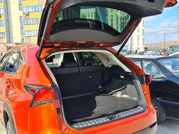2021 Lexus NX 300 I Рестайлинг, оранжевый, 4850000 рублей - вид 27