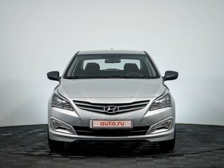 2015 Hyundai Solaris I Рестайлинг, серебристый, 1000000 рублей, вид 1