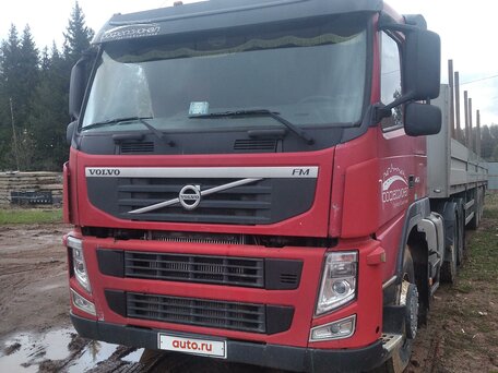 2011 Volvo FM, пурпурный, 4100000 рублей, вид 3