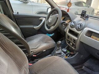 2010 Renault Logan I Рестайлинг, бежевый, 750000 рублей, вид 3