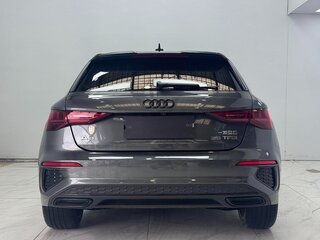 2022 Audi A3 Sportback 35 TFSI IV (8Y), чёрный, 1700000 рублей, вид 5