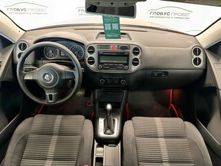 2011 Volkswagen Tiguan I, красный, 1200000 рублей, вид 4