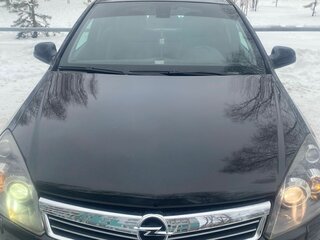 2013 Opel Astra H Рестайлинг, чёрный, 650000 рублей, вид 1