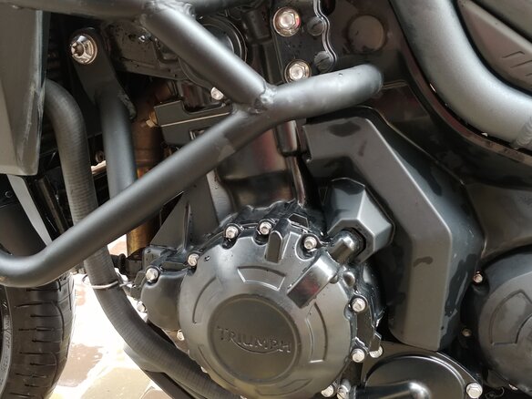 2013 Triumph Tiger 1050, белый - вид 12