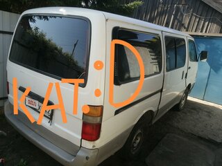 1998 Toyota HiAce H100, белый, 310000 рублей, вид 1
