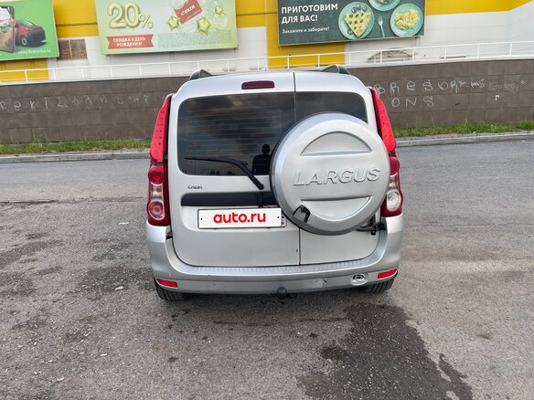 2015 Lada (ВАЗ) Largus I, серебристый, 670000 рублей - вид 4