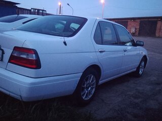 2001 Nissan Bluebird XI (U14), белый, 299999 рублей, вид 3