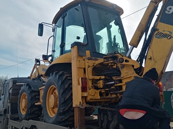 2006 Komatsu WB97S, жёлтый, 6150000 рублей - вид 5