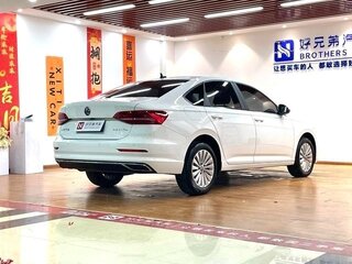 2022 Volkswagen Lavida III, белый, 1300000 рублей, вид 4