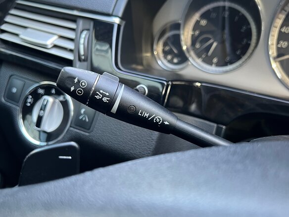 2010 Mercedes-Benz E-Класс 350 IV (W212, S212, C207), чёрный, 2050000 рублей - вид 15