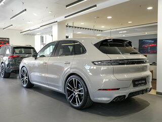 2026 Porsche Cayenne III Рестайлинг, серый, 21500000 рублей, вид 3