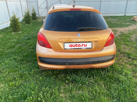 2007 Peugeot 207 I, оранжевый, 320000 рублей - вид 3