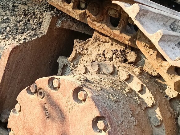 2012 Hitachi ZX200, красный, 3000000 рублей - вид 6