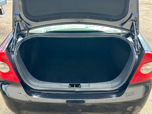 2010 Ford Focus II Рестайлинг, чёрный, 620000 рублей - вид 9