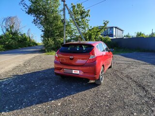 2016 Hyundai Solaris I Рестайлинг, красный, 1390000 рублей, вид 4