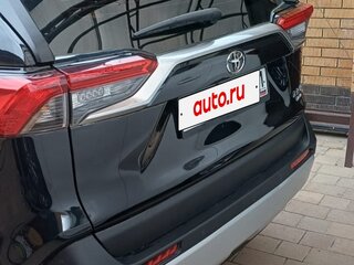 2024 Toyota RAV4 V (XA50), чёрный, 3575000 рублей, вид 2
