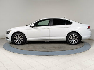 2018 Volkswagen Passat DSG6 B8, белый, 1979500 рублей, вид 5