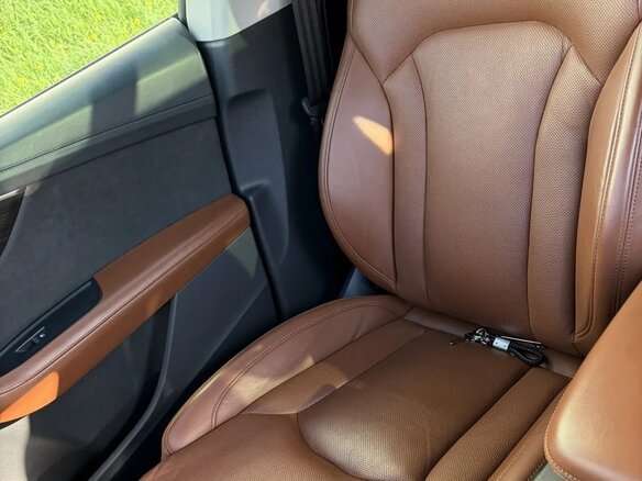 2021 Audi Q8 45 TDI I (4M), синий, 7950000 рублей - вид 10