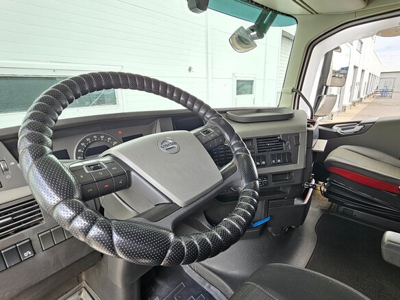 2021 Volvo FH, белый, 9290000 рублей - вид 13