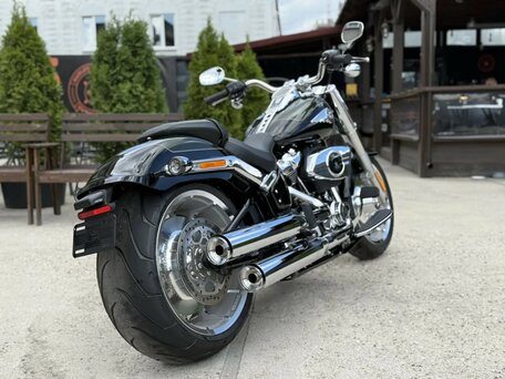 2026 Harley-Davidson Fat Boy, зелёный, 4200000 рублей, вид 3