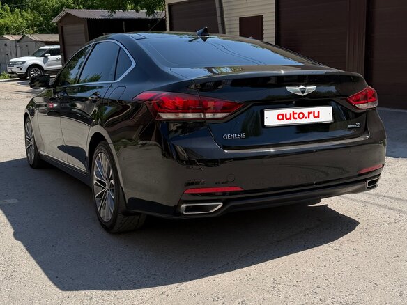 2014 Hyundai Genesis II, чёрный, 1559000 рублей - вид 3