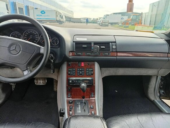 1991 Mercedes-Benz S-Класс 300 III (W140), чёрный, 390000 рублей - вид 7