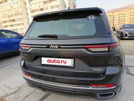 2022 Jeep Grand Cherokee V (WL), серый, 5800000 рублей, вид 3