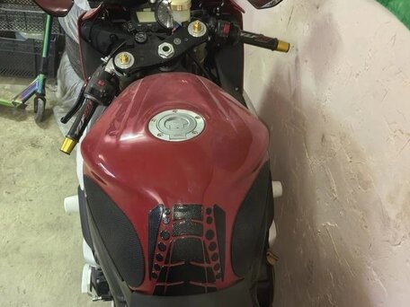 2002 Yamaha YZF-R1, красный, 500000 рублей, вид 4