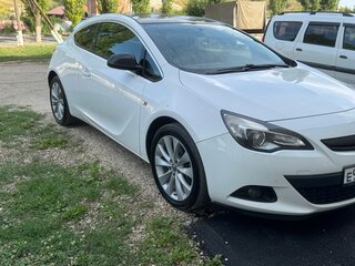 2013 Opel Astra GTC J Рестайлинг, белый, 1140000 рублей, вид 1