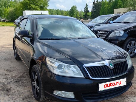 2013 Skoda Octavia II (A5) Рестайлинг, чёрный, 750000 рублей, вид 1