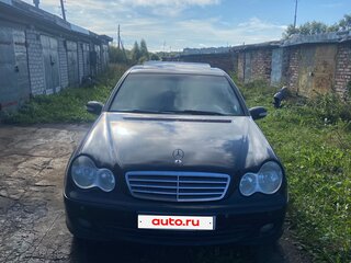2006 Mercedes-Benz C-Класс 180 II (W203) Рестайлинг, чёрный, 450000 рублей, вид 1